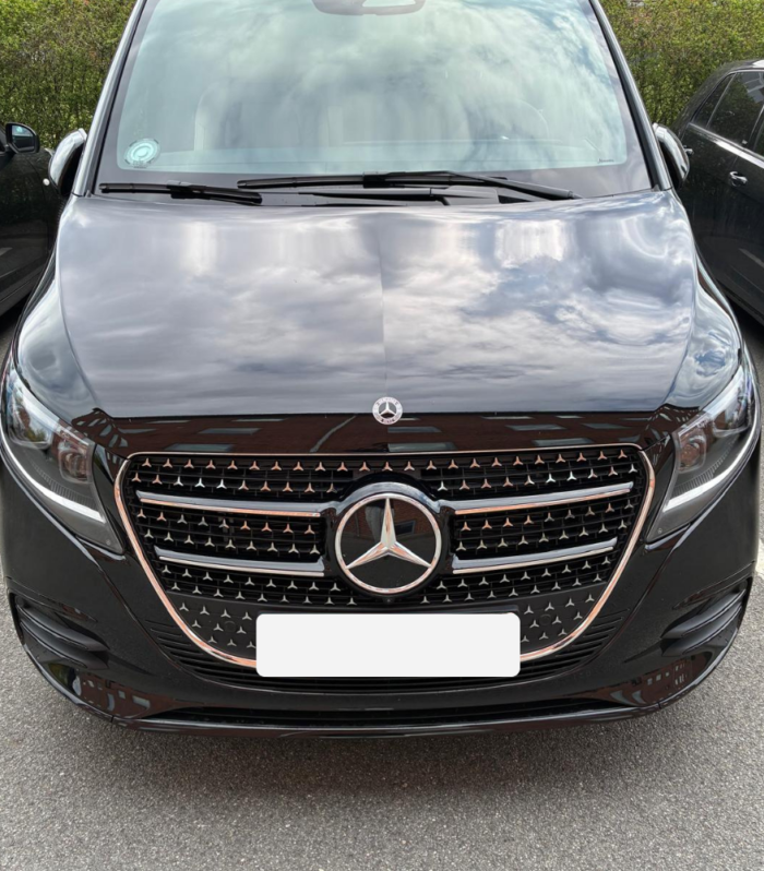Mercedes EQV (Executive Van)